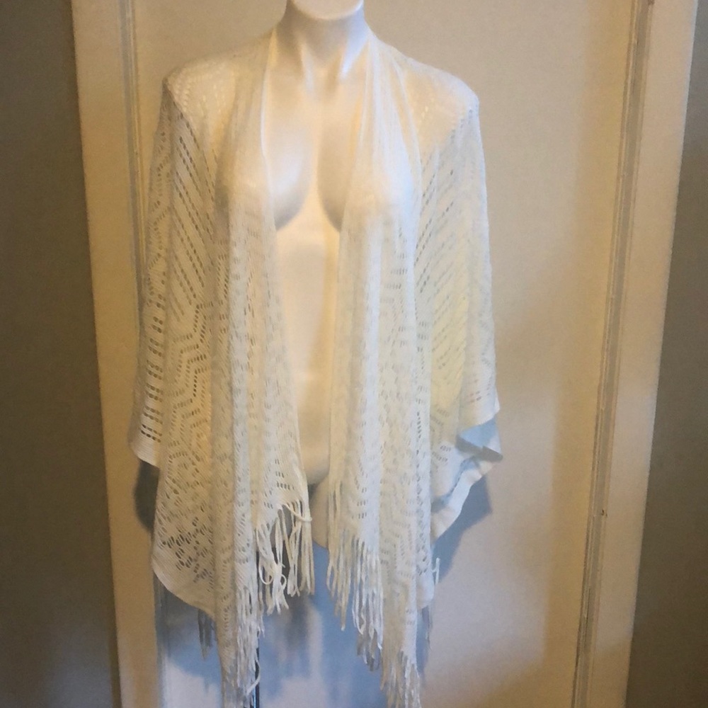 Fringe lightweight knit off white shawl